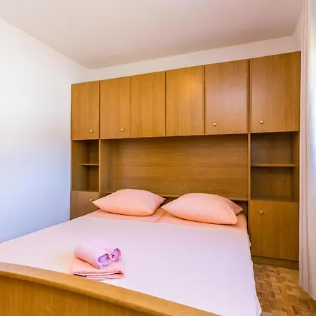 Ferienwohnung-kemperle-kroatien-medulin * 梅杜林